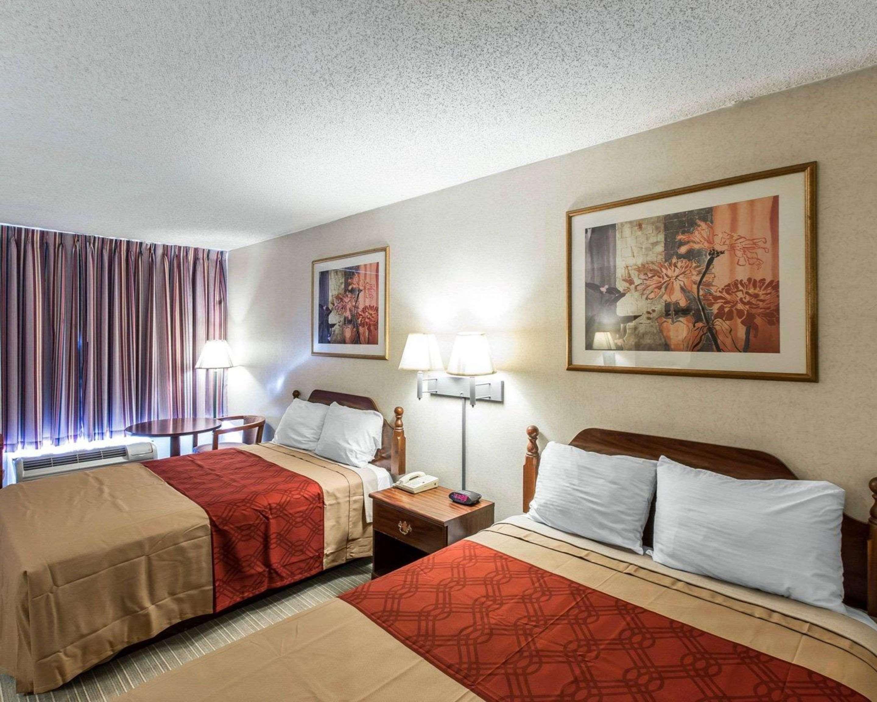 Econo Lodge Calhoun Exteriér fotografie