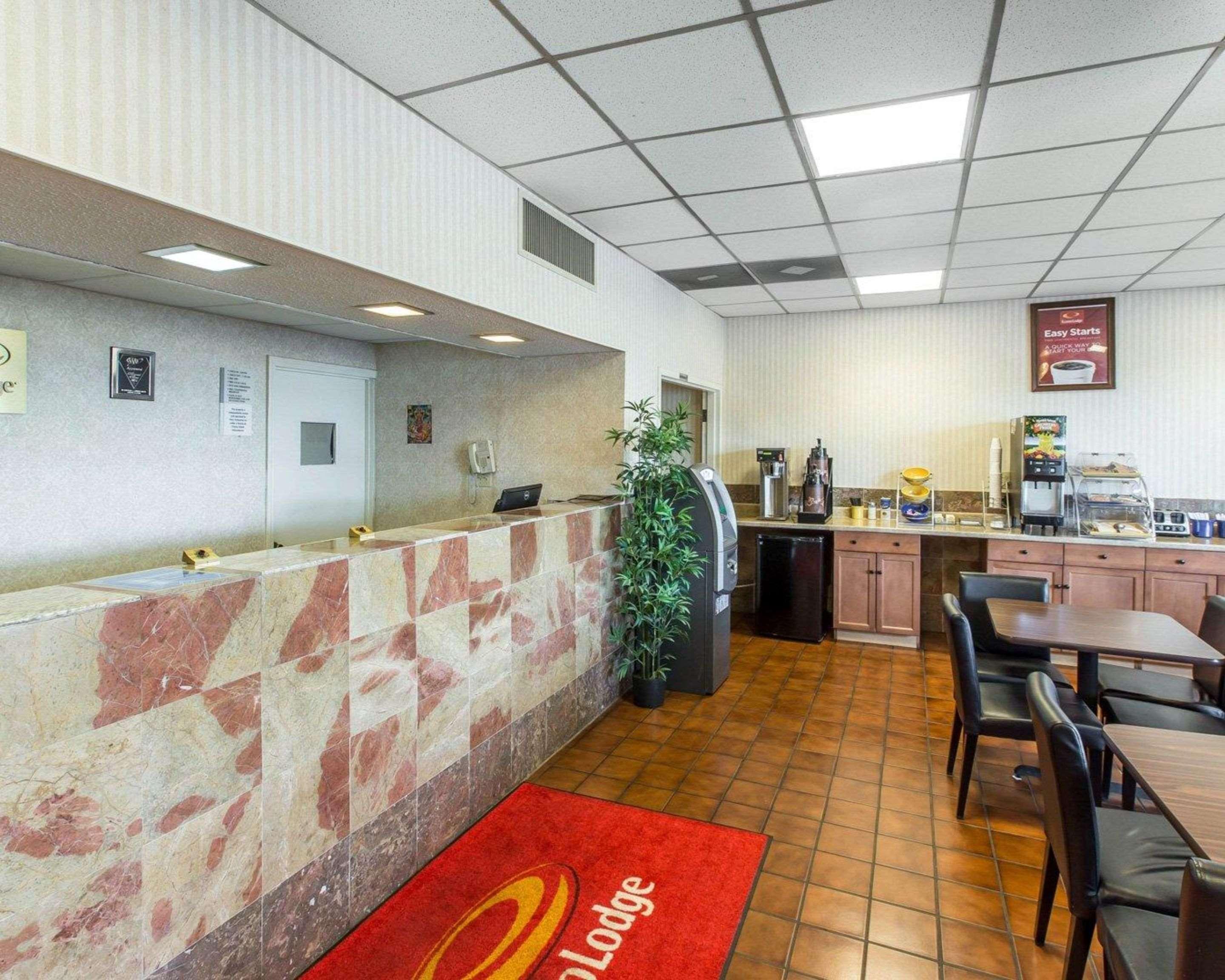 Econo Lodge Calhoun Exteriér fotografie