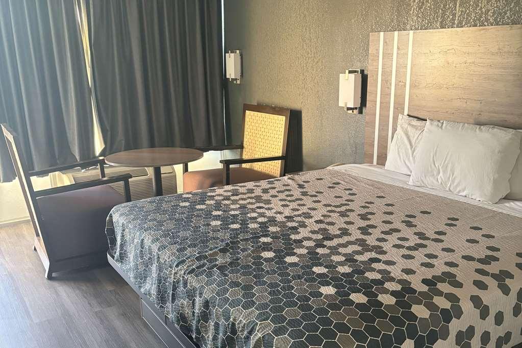 Econo Lodge Calhoun Pokoj fotografie